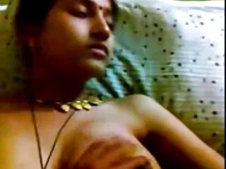 Egy gyönyörű lány, nem tudom, pénzt a városban jött egy casting felnőtt videók. A karcsú lány nem ingyen pornó film bonyolult, ami gyorsan levette az összes ruhát. Szexi lány tetoválás-ez a tetoválás nagyon szép, a moderátor pedig nagyon szórakoztatta a fotókkal ellátott rugalmas seggét. Babe Orális Szex az új szeretőjével, majd személyesen átadta az embernek. Szex után különböző pózok, fiatal férfi befejező barátnője az oldalán.