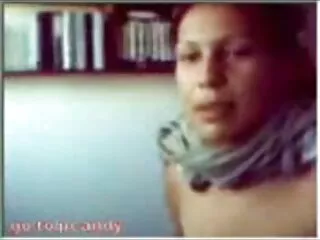 Egy felnőtt férfi szeksz video ingyen és a barátnője szexisen csirkék a nagy kanapén. Babenka szopni egy nagy doboz szerelem, kéz szakadás, majd feküdt a hátán, átlépte a lábát a vállán egy férfi, egy fiatal kakas becsapta a rést a hő.