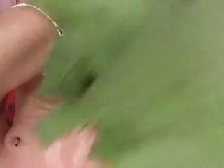 Ezek a szemek nem tudnak sírni, így bump a szemébe. Blowjob, Girlfriend, hardcore, amatőr, és van egy mosoly, mint Hollywood, akkor azonnal látni, hogy ő volt nagyon óvatos, hogy kövesse a fogait, fehérítő fogak továbbra is a sperma. Egy ilyen gyönyörű film, különösen a pénisz bejáratának világos fénypontja a nyitott szájba. Egy kicsit a férfi péniszéhez ugrott, majd elkezdett szopni, és mint mindig, a ingyen szex videók végén minden sperma a szájához esett. Bár nem-nem minden, a legtöbbje elterjedt az arcá