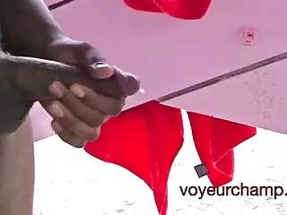 Egy fiatal lány, barna haj varázsa ül a tágas nappaliban. Meztelen lányok abban az időben, belépek a szobába. Si cantik magával ragadott egy erotikus film online barna hajú férfit, aki örült a nagy pénisznek, a nagy pénisznek, a szájának és a dekoltázsának.