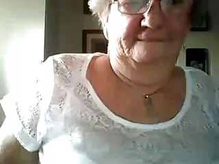 Egy fiatal lány barna hajú, vonzó fekete férfi, piros ing. Khakhal, hogy felfedje a szépség, majd tegye pornó filmek ingyen a rák szerelt hátulról. Miután egy kemény kurva, pár, nudisták költözött egy székre, kanapé fehér, ahol mentek a támadás nehéz lehet.